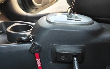 Toyota Yaris III рестайлинг, 2007 год, 400 000 рублей, 10 фотография