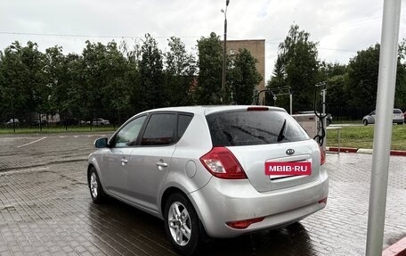 KIA cee'd I рестайлинг, 2012 год, 650 000 рублей, 3 фотография