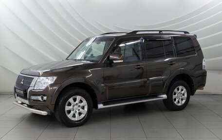 Mitsubishi Pajero IV, 2018 год, 3 758 000 рублей, 3 фотография