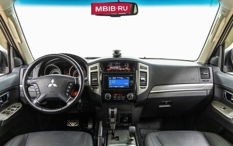 Mitsubishi Pajero IV, 2018 год, 3 758 000 рублей, 14 фотография