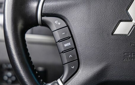 Mitsubishi Pajero IV, 2018 год, 3 758 000 рублей, 18 фотография