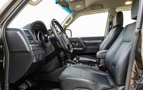 Mitsubishi Pajero IV, 2018 год, 3 758 000 рублей, 29 фотография