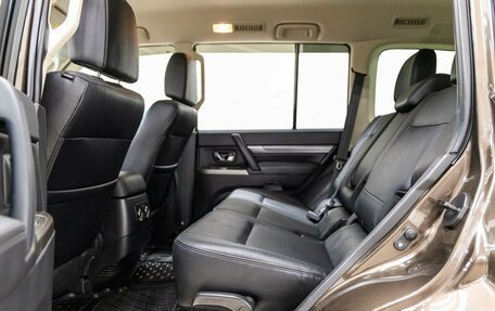 Mitsubishi Pajero IV, 2018 год, 3 758 000 рублей, 37 фотография