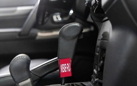 Mitsubishi Pajero IV, 2018 год, 3 758 000 рублей, 34 фотография
