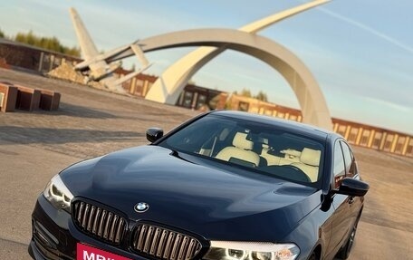 BMW 5 серия, 2018 год, 2 400 000 рублей, 1 фотография