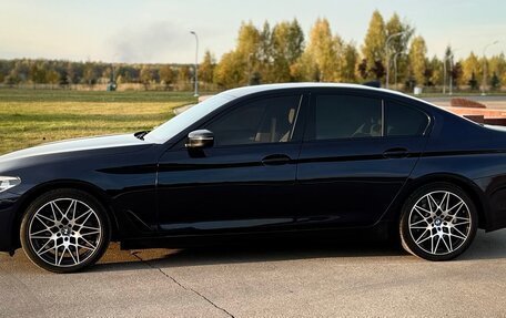 BMW 5 серия, 2018 год, 2 400 000 рублей, 10 фотография