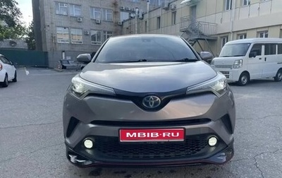Toyota C-HR I рестайлинг, 2017 год, 1 640 000 рублей, 1 фотография