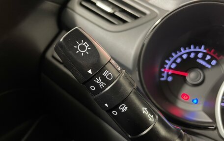 KIA Rio III рестайлинг, 2016 год, 868 000 рублей, 14 фотография
