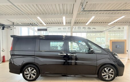 Honda Stepwgn IV, 2016 год, 1 749 000 рублей, 7 фотография