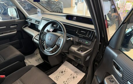 Honda Stepwgn IV, 2016 год, 1 749 000 рублей, 10 фотография
