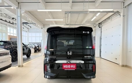 Honda Stepwgn IV, 2016 год, 1 749 000 рублей, 5 фотография