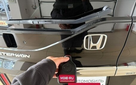 Honda Stepwgn IV, 2016 год, 1 749 000 рублей, 27 фотография