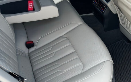 Audi A7, 2019 год, 5 000 000 рублей, 12 фотография