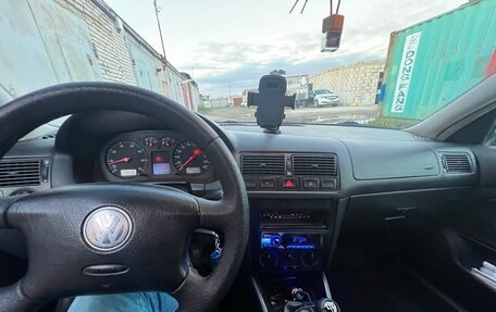 Volkswagen Golf IV, 2003 год, 380 000 рублей, 3 фотография