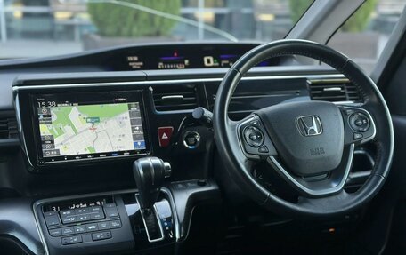 Honda Stepwgn IV, 2020 год, 2 400 000 рублей, 8 фотография