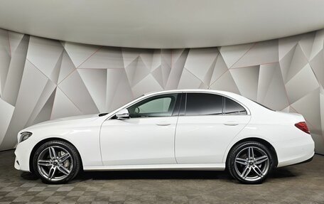 Mercedes-Benz E-Класс, 2018 год, 3 250 000 рублей, 5 фотография