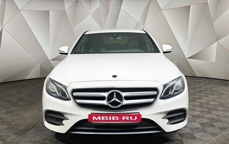 Mercedes-Benz E-Класс, 2018 год, 3 250 000 рублей, 7 фотография