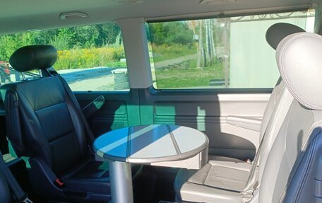 Volkswagen Multivan T5, 2011 год, 2 480 000 рублей, 11 фотография