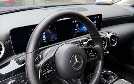 Mercedes-Benz CLA, 2019 год, 2 700 000 рублей, 8 фотография