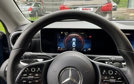 Mercedes-Benz CLA, 2019 год, 2 700 000 рублей, 21 фотография