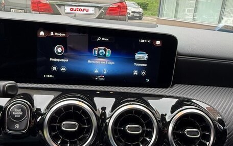 Mercedes-Benz CLA, 2019 год, 2 700 000 рублей, 22 фотография
