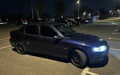 Opel Vectra B рестайлинг, 1998 год, 390 000 рублей, 6 фотография
