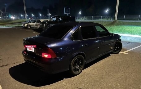 Opel Vectra B рестайлинг, 1998 год, 390 000 рублей, 3 фотография