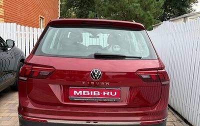 Volkswagen Tiguan II, 2021 год, 2 600 000 рублей, 1 фотография