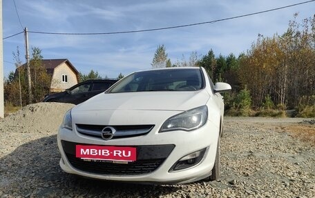 Opel Astra J, 2012 год, 730 000 рублей, 2 фотография