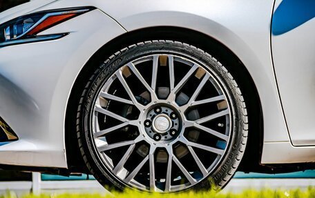 Lexus ES VII, 2021 год, 3 450 000 рублей, 9 фотография
