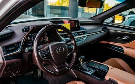 Lexus ES VII, 2021 год, 3 450 000 рублей, 17 фотография
