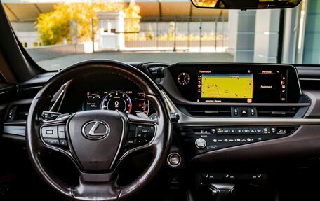 Lexus ES VII, 2021 год, 3 450 000 рублей, 23 фотография
