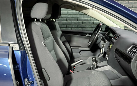 Volkswagen Jetta VI, 2014 год, 1 000 000 рублей, 11 фотография