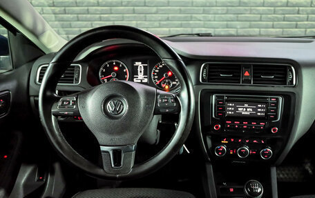 Volkswagen Jetta VI, 2014 год, 1 000 000 рублей, 16 фотография