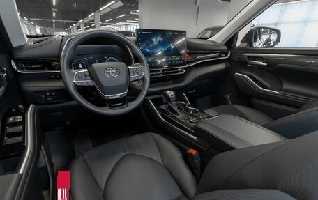 Toyota Highlander, 2025 год, 5 200 000 рублей, 10 фотография