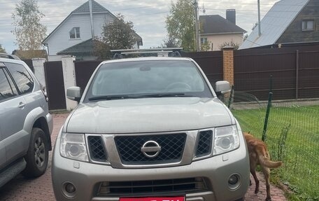 Nissan Pathfinder, 2010 год, 1 800 000 рублей, 1 фотография