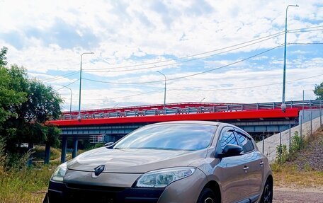 Renault Megane III, 2011 год, 700 000 рублей, 2 фотография