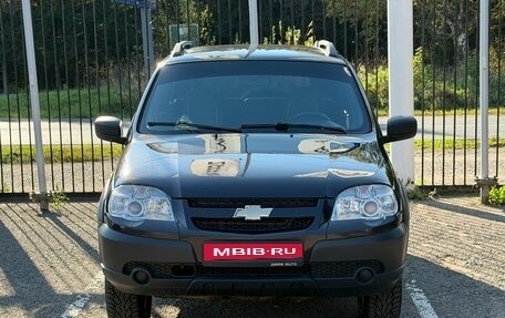 Chevrolet Niva I рестайлинг, 2013 год, 569 000 рублей, 2 фотография