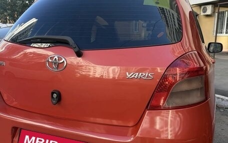 Toyota Yaris III рестайлинг, 2006 год, 499 999 рублей, 12 фотография