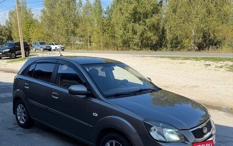 KIA Rio II, 2009 год, 650 000 рублей, 3 фотография
