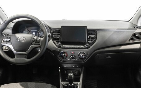 Hyundai Solaris II рестайлинг, 2020 год, 1 394 800 рублей, 6 фотография