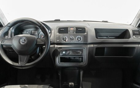Skoda Fabia II, 2014 год, 669 900 рублей, 6 фотография
