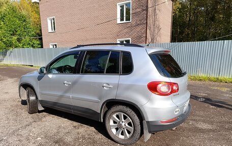 Volkswagen Tiguan I, 2011 год, 895 000 рублей, 4 фотография