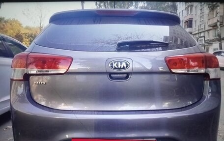 KIA Rio III рестайлинг, 2017 год, 1 000 000 рублей, 6 фотография
