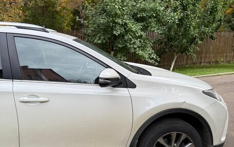 Toyota RAV4, 2018 год, 2 350 000 рублей, 9 фотография