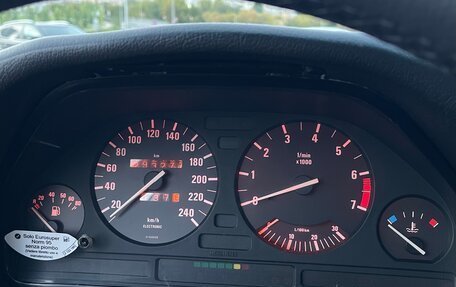 BMW 5 серия, 1989 год, 530 000 рублей, 23 фотография