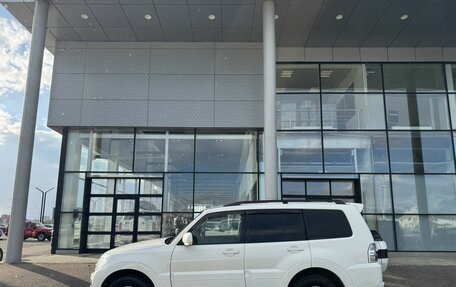 Mitsubishi Pajero IV, 2014 год, 2 700 000 рублей, 3 фотография
