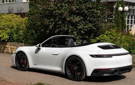 Porsche 911, 2022 год, 18 000 000 рублей, 11 фотография