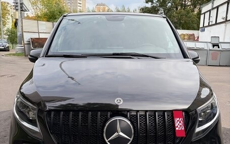 Mercedes-Benz V-Класс, 2019 год, 3 900 000 рублей, 1 фотография