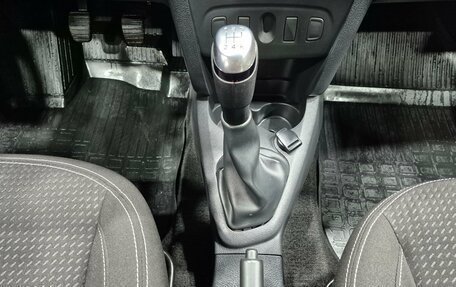 Renault Logan II, 2022 год, 1 085 000 рублей, 16 фотография